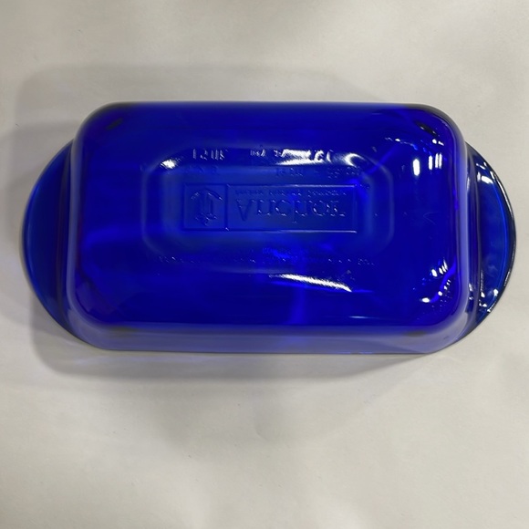 Pyrex Vintage Cobalt Blue 1.5 Qrt mid-century ovenware bakeware - Picture 8 of 8